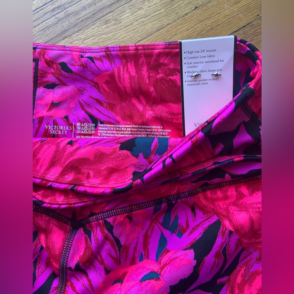 Victoria's Secret Love Cloud Crossover Leggings - Picture 2 of 4